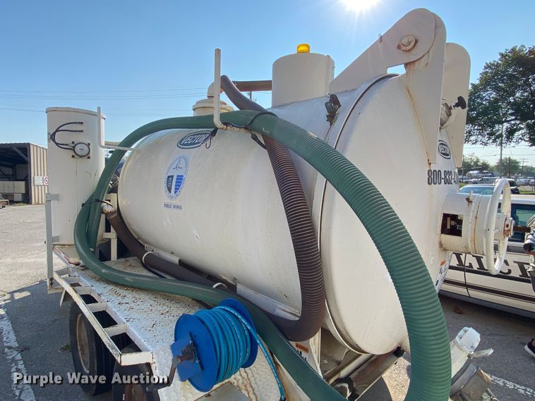 image for item JA9040 2003 Vector 09007  vacuum excavator