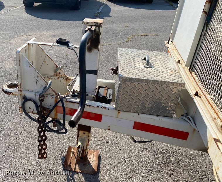 image for item JA9040 2003 Vector 09007  vacuum excavator