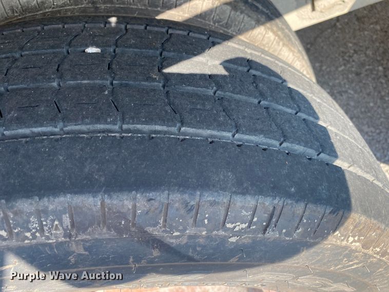 image for item JA9040 2003 Vector 09007  vacuum excavator