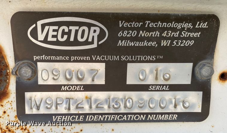 image for item JA9040 2003 Vector 09007  vacuum excavator