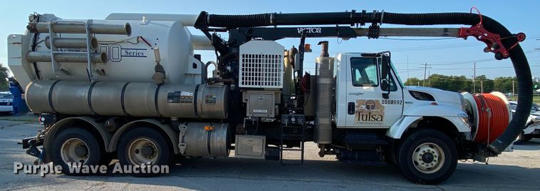 image for item JA9041 2008 International WorkStar 7400  vacuum truck