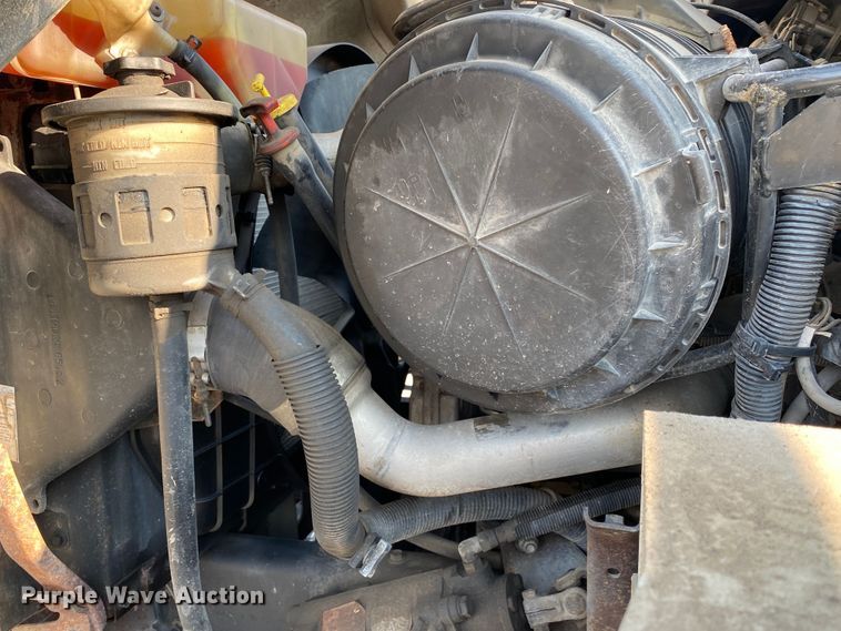 image for item JA9041 2008 International WorkStar 7400  vacuum truck