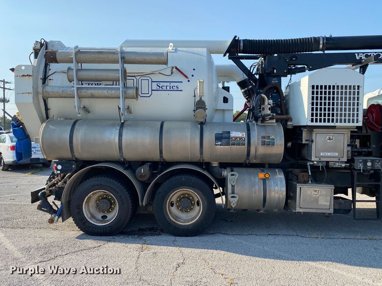 image for item JA9041 2008 International WorkStar 7400  vacuum truck