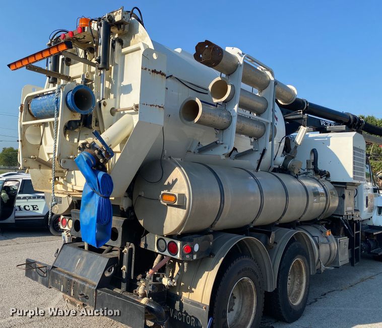 image for item JA9041 2008 International WorkStar 7400  vacuum truck