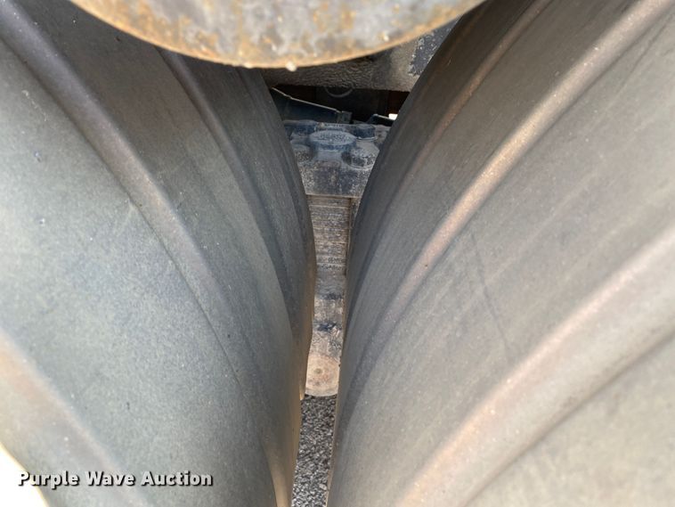 image for item JA9041 2008 International WorkStar 7400  vacuum truck