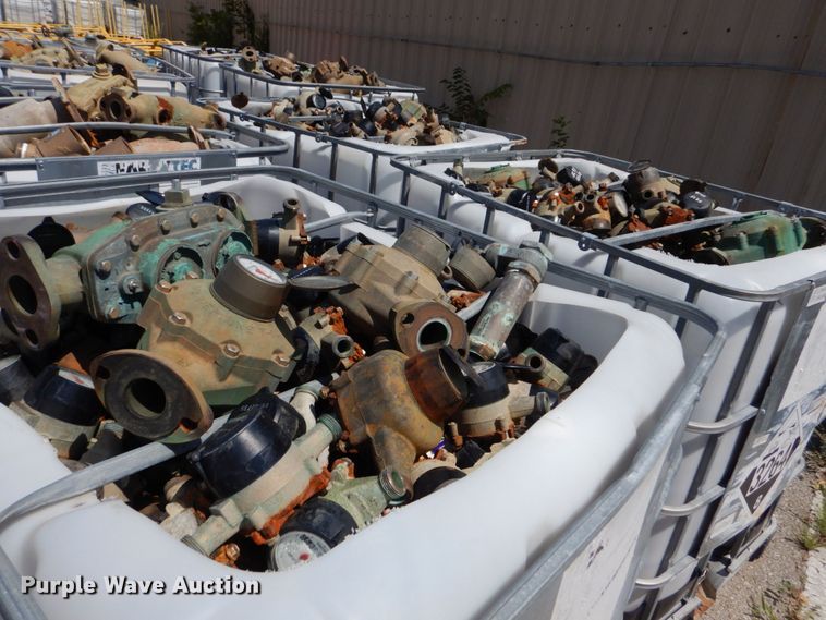 image for item JA9059 (12) totes of water meters