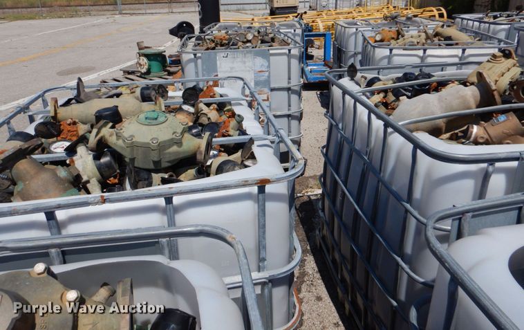 image for item JA9059 (12) totes of water meters