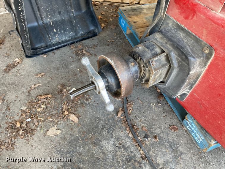 image for item JA9086 Coats 1000 wheel balancer