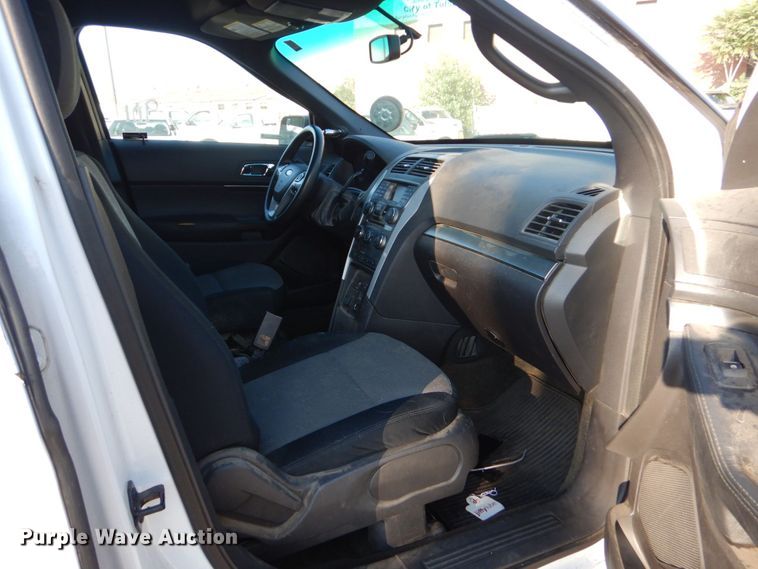 image for item JA9152 2013 Ford Explorer Police Interceptor  SUV