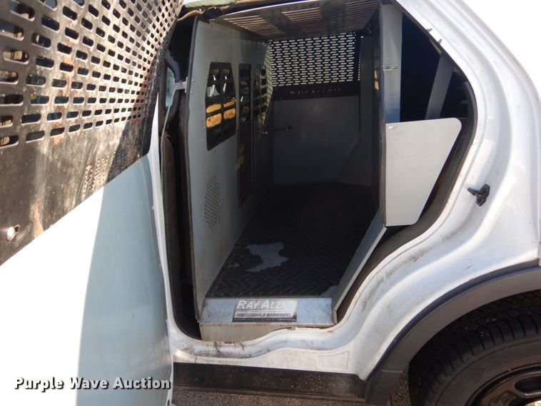 image for item JA9152 2013 Ford Explorer Police Interceptor  SUV