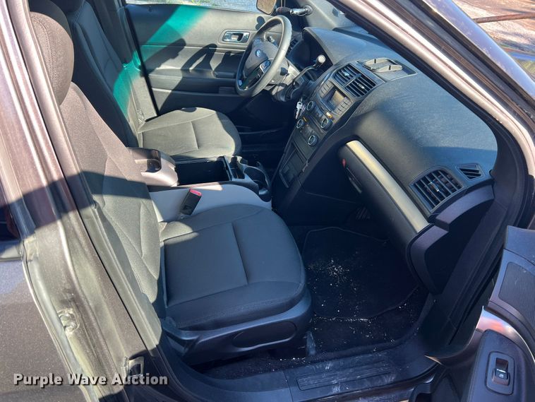 image for item JM9162 2016 Ford Explorer Police Interceptor  SUV