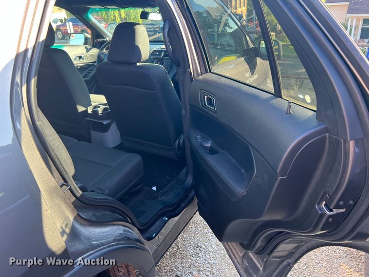 image for item JM9162 2016 Ford Explorer Police Interceptor  SUV