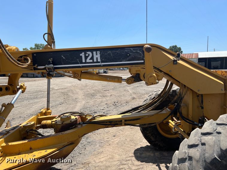 image for item JX9424 2007 Caterpillar 12H  motor grader