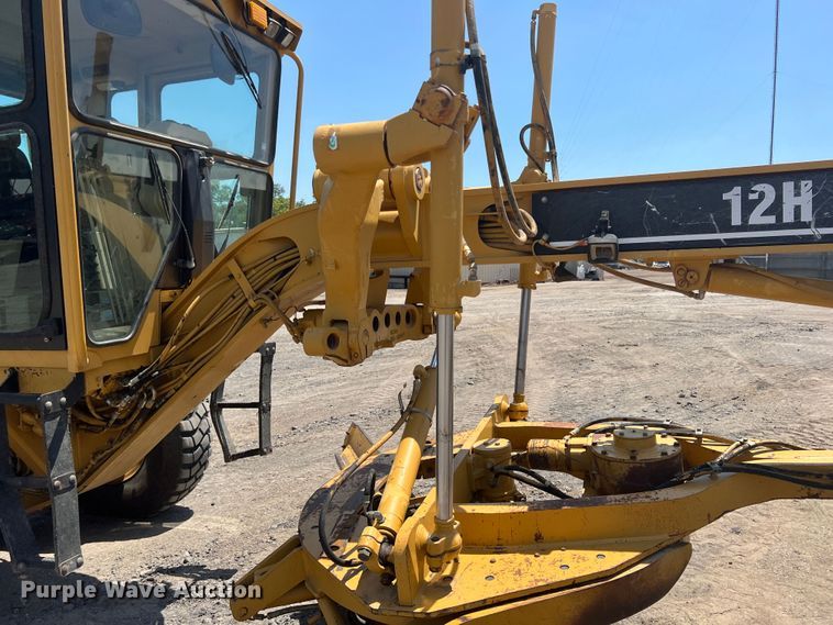 image for item JX9424 2007 Caterpillar 12H  motor grader