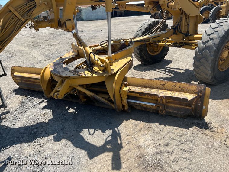 image for item JX9424 2007 Caterpillar 12H  motor grader