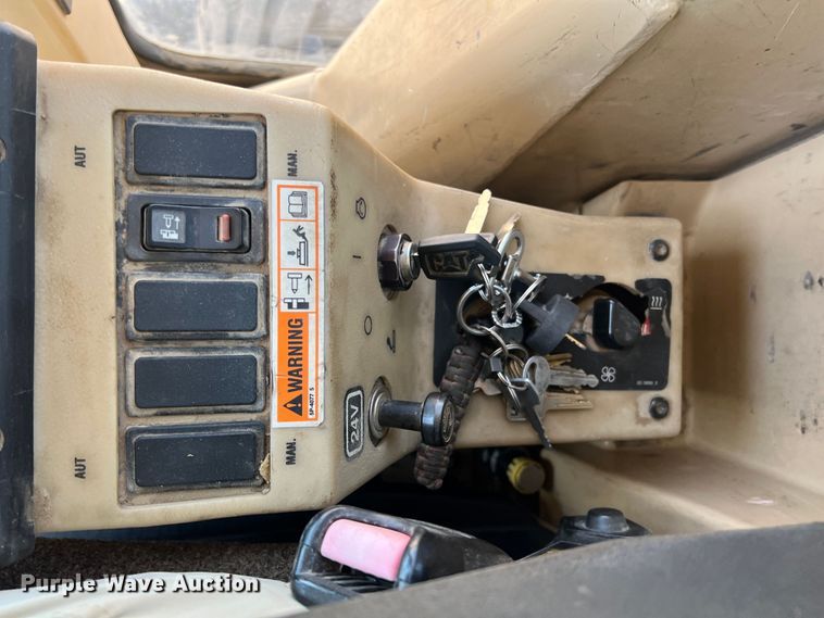 image for item JX9424 2007 Caterpillar 12H  motor grader