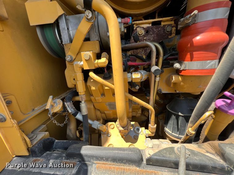 image for item JX9424 2007 Caterpillar 12H  motor grader