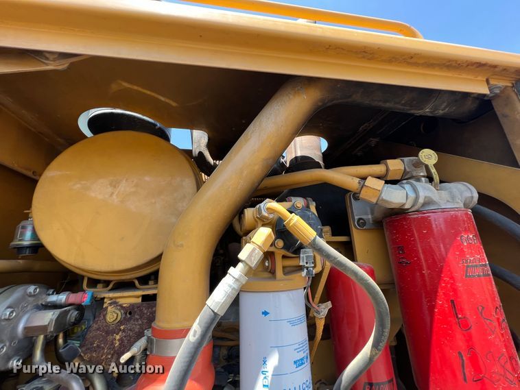 image for item JX9424 2007 Caterpillar 12H  motor grader