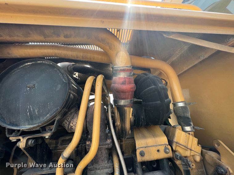 image for item JX9424 2007 Caterpillar 12H  motor grader