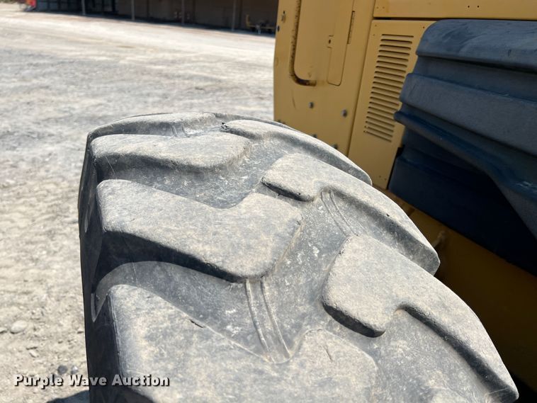 image for item JX9424 2007 Caterpillar 12H  motor grader