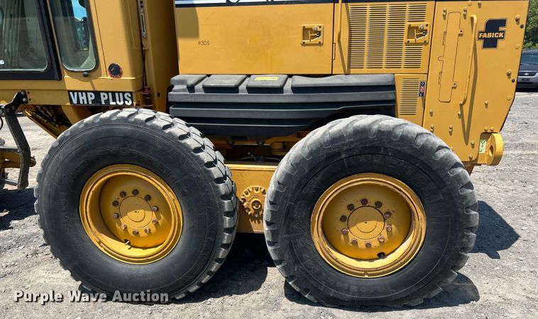 image for item JX9424 2007 Caterpillar 12H  motor grader