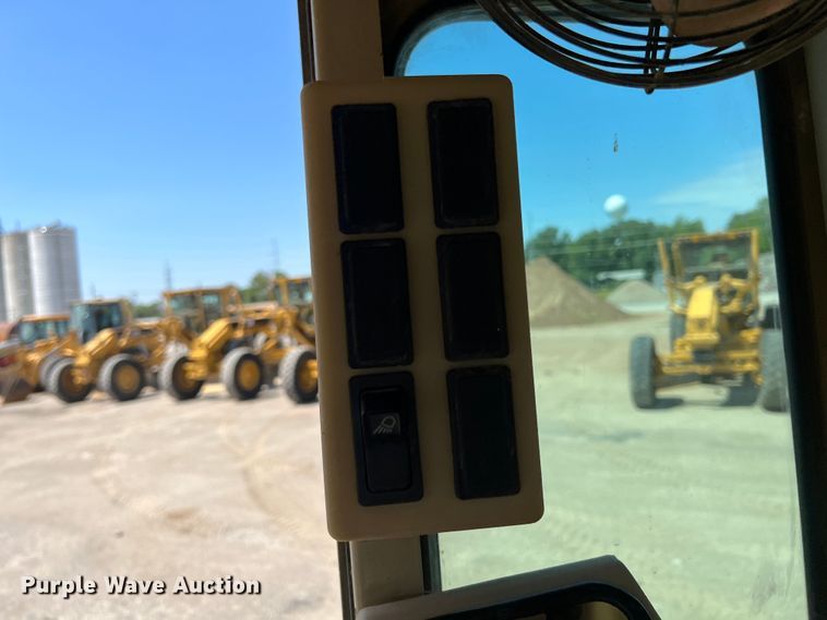 image for item JX9425 2007 Caterpillar 12H  motor grader