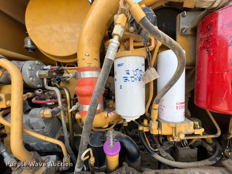 image for item JX9425 2007 Caterpillar 12H  motor grader