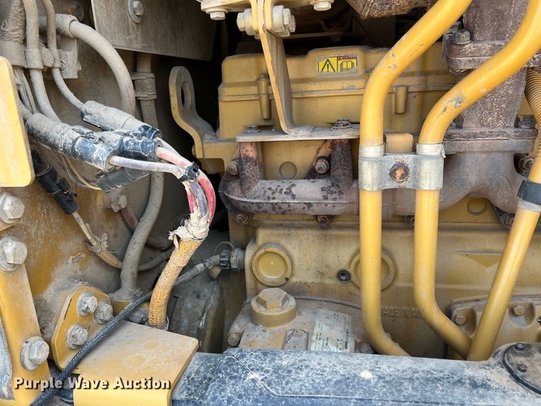 image for item JX9425 2007 Caterpillar 12H  motor grader