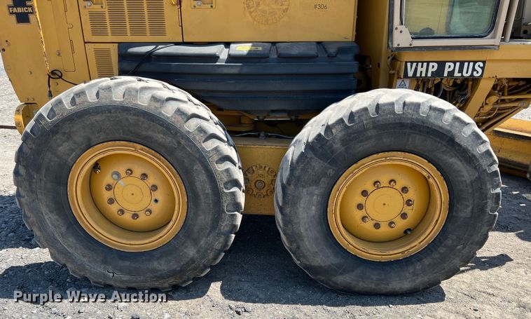 image for item JX9425 2007 Caterpillar 12H  motor grader