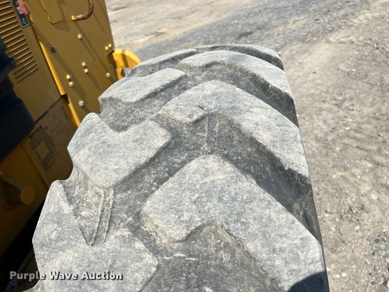 image for item JX9425 2007 Caterpillar 12H  motor grader