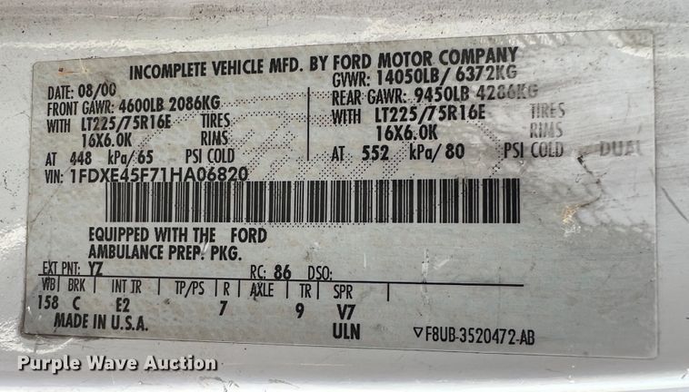 image for item JX9462 2001 Ford E450 Super Duty  ambulance