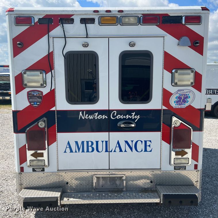 image for item JX9463 2009 Chevrolet Express 3500  ambulance