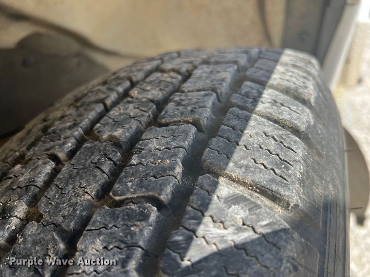 image for item JX9463 2009 Chevrolet Express 3500  ambulance