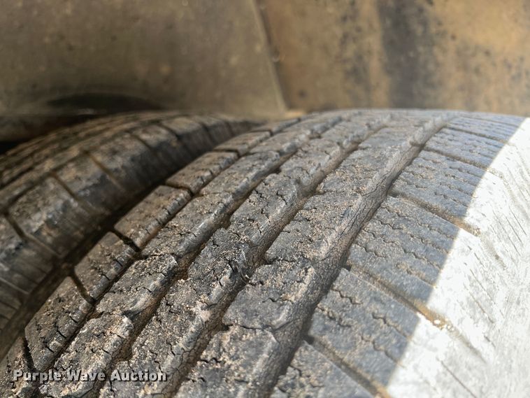 image for item JX9463 2009 Chevrolet Express 3500  ambulance