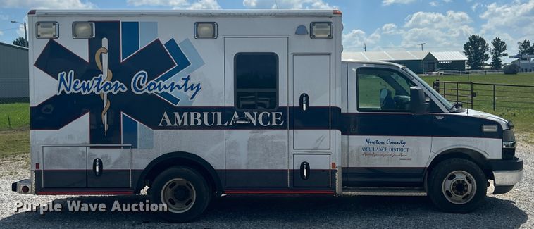 image for item JX9464 2009 Chevrolet Express 3500  ambulance