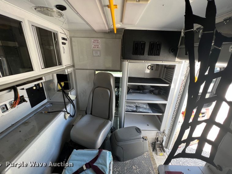 image for item JX9464 2009 Chevrolet Express 3500  ambulance