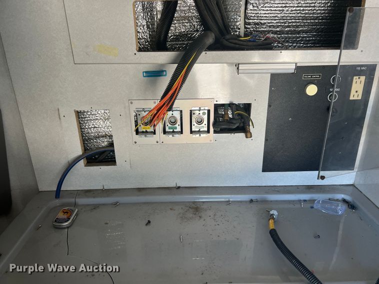 image for item JX9464 2009 Chevrolet Express 3500  ambulance