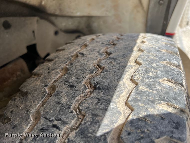 image for item JX9464 2009 Chevrolet Express 3500  ambulance