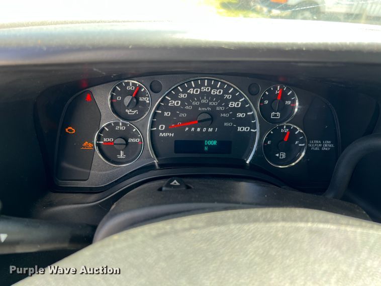 image for item JX9465 2014 Chevrolet Express G3500  ambulance