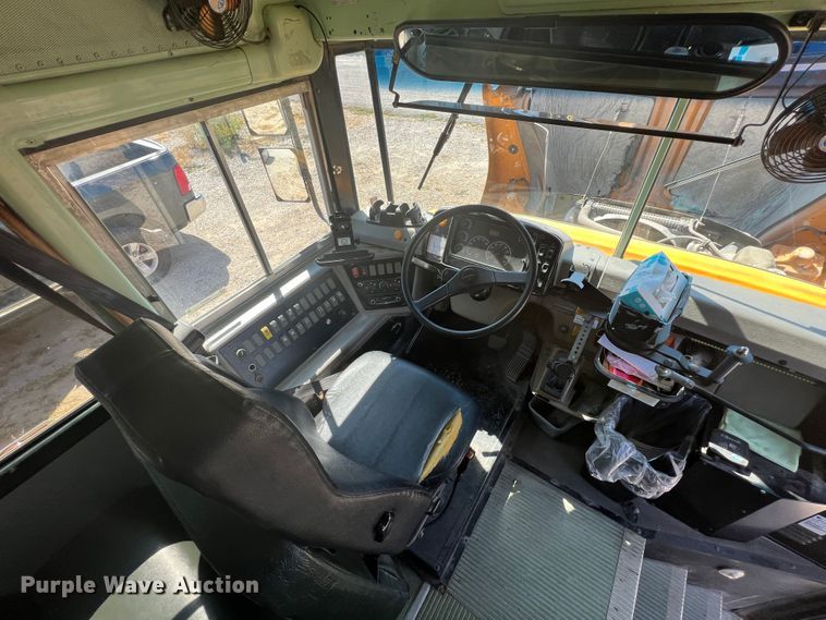 image for item JX9472 2007 Freightliner FS65  school bus