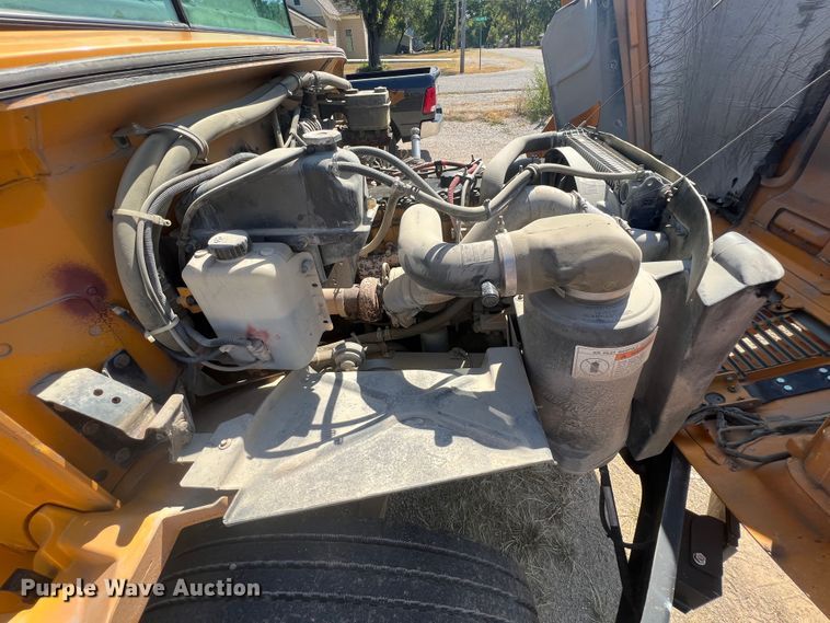 image for item JX9472 2007 Freightliner FS65  school bus