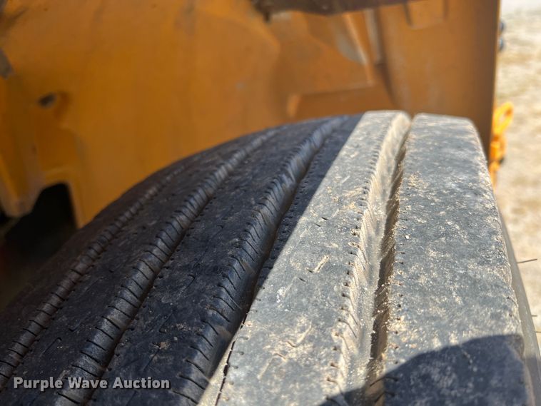 image for item JX9472 2007 Freightliner FS65  school bus