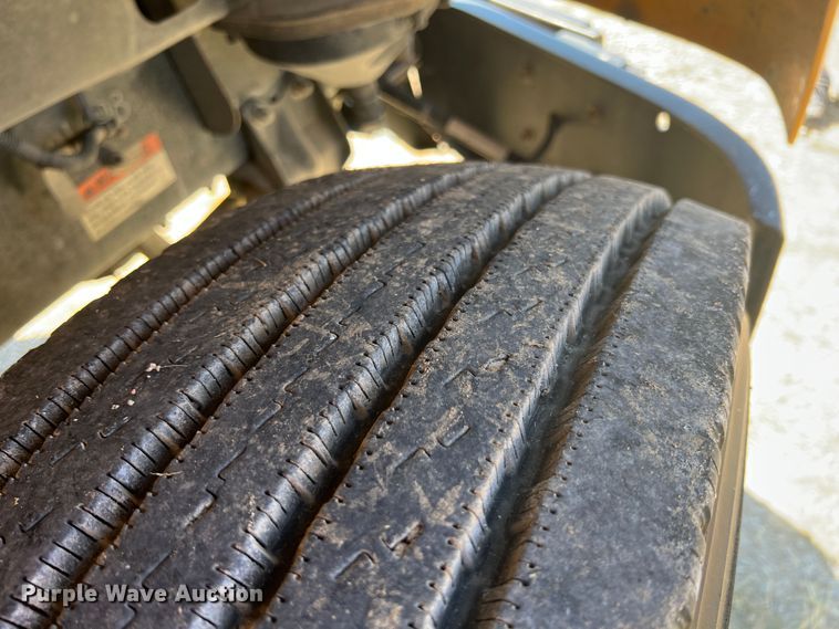 image for item JX9472 2007 Freightliner FS65  school bus