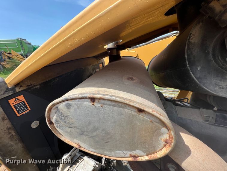 image for item JX9482 1998 New Holland 555E  backhoe