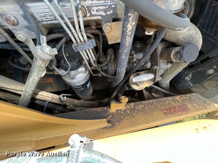 image for item JX9482 1998 New Holland 555E  backhoe