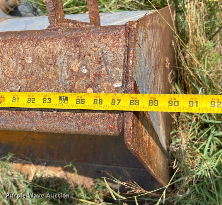 image for item JX9483 1997 New Holland 555E  backhoe