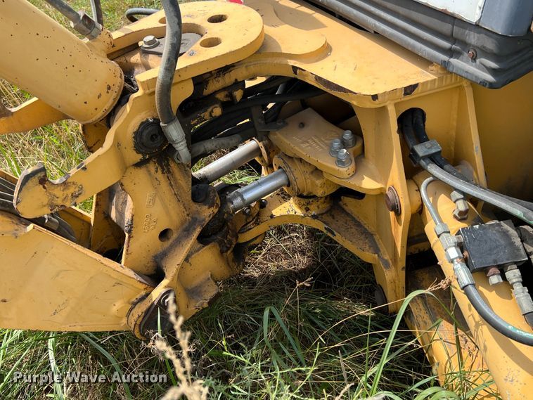 image for item JX9483 1997 New Holland 555E  backhoe