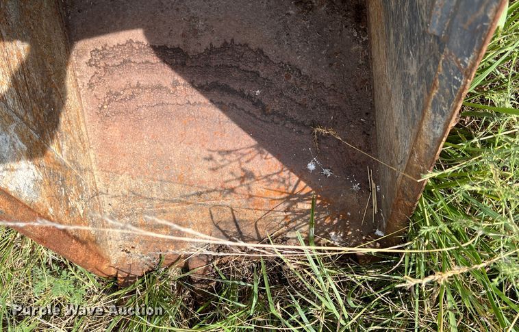 image for item JX9483 1997 New Holland 555E  backhoe