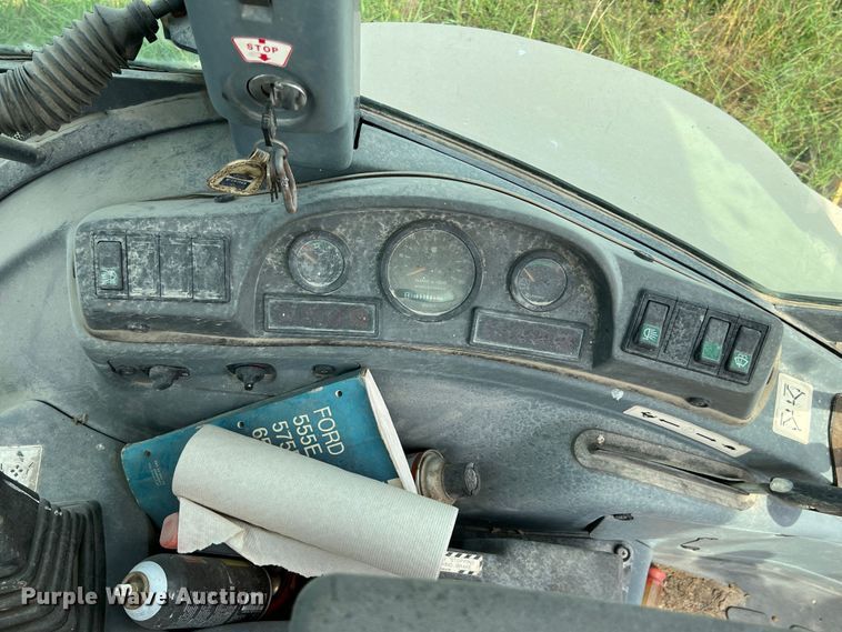 image for item JX9483 1997 New Holland 555E  backhoe