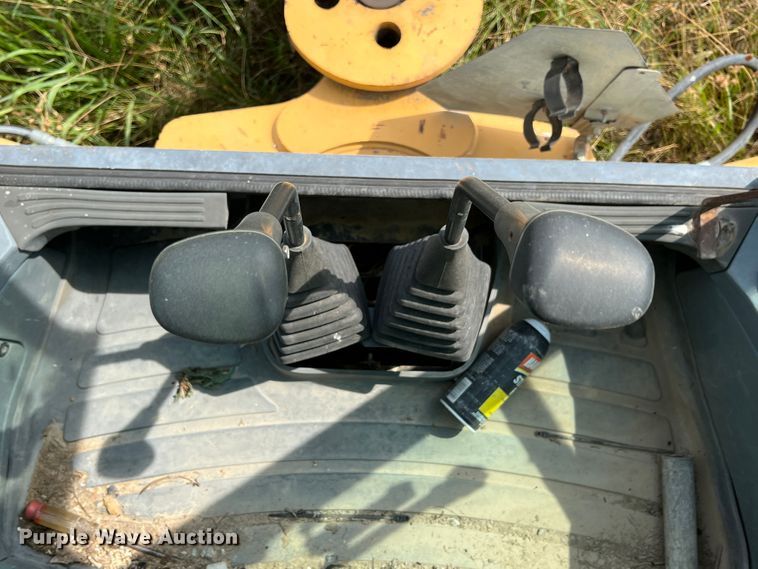 image for item JX9483 1997 New Holland 555E  backhoe